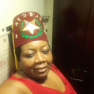 Meet your Posher, Pam